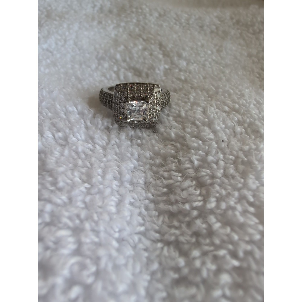 Women's Size 5.25 925 Sterling Ring Cubic Zarconia Square Cut‎